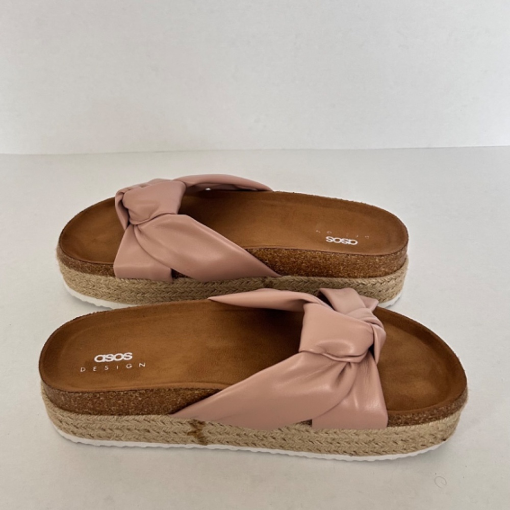 Pink Sandals - Picture 3 of 4